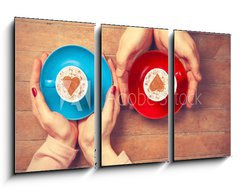 Obraz 3D tdln - 90 x 50 cm F_BS79045228 - Women and man holding cups of coffee