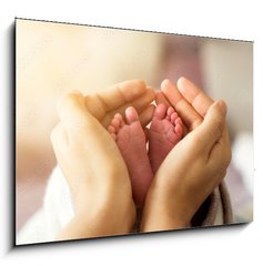 Obraz 1D - 100 x 70 cm F_E305703618 - baby foots in hands on sunshine light