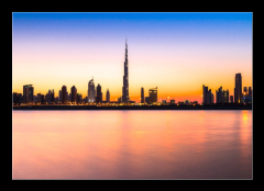 Sklenn obraz 1D - 100 x 70 cm F_E62073287 - Dubai skyline at dusk, UAE. - Dubaj panorama za soumraku, Spojen arabsk emirty.