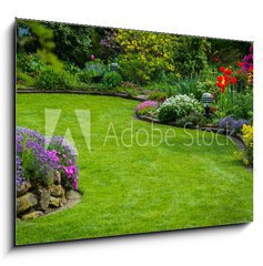 Obraz   Gartenansicht mit Rasen und Bepflanzung, 100 x 70 cm