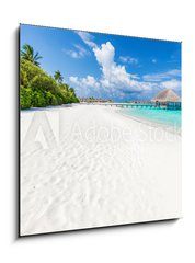 Obraz 1D - 50 x 50 cm F_F132600844 - Wide sandy beach on a tropical island in Maldives. Palms and wat