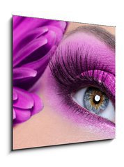 Sklenn obraz 1D - 50 x 50 cm F_F16976079 - Purple eye make-up with gerber flower