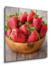 Obraz 1D - 50 x 50 cm F_F81724054 - strawberries in a wooden bowl - jahody v devn misce