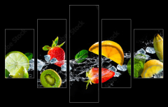 Obraz 5D ptidln - 150 x 100 cm F_GB145460098 - Fruits with water splash