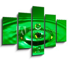 Obraz ptidln 5D - 150 x 100 cm F_GB22894878 - tranquility conceptual. green droplet splash in a water
