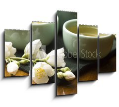 Obraz 5D ptidln - 150 x 100 cm F_GB42047983 - Green tea with jasmine in cup and teapot on wooden table