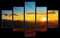 Obraz 5D ptidln - 150 x 100 cm F_GB569569643 - Beautiful sun set with sweet clouds between mountains