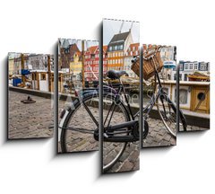 Obraz 5D pětidílný - 150 x 100 cm F_GB69979164 - Classic vintage retro city bicycle in Copenhagen, Denmark