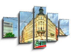 Obraz 5D ptidln - 125 x 70 cm F_GS171777679 - City tram in the old town of Brno, Czech Republic