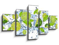 Obraz 5D ptidln - 125 x 70 cm F_GS38602855 - Fresh limes in water splash,isolated on white background