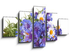 Obraz 5D ptidln - 125 x 70 cm F_GS52878804 - Beautiful bouquet of cornflowers and chamomiles ,isolated
