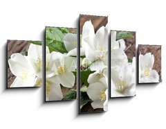 Obraz 5D ptidln - 125 x 70 cm F_GS66646969 - Jasmine flowers over old wooden table.