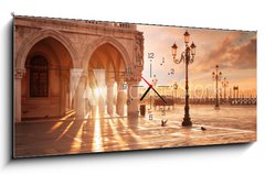 Obraz s hodinami 1D panorama - 120 x 50 cm F_AB261752834 - San Marco in Venice, Italy at a dramatic sunrise