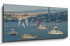 Obraz s hodinami 1D panorama - 120 x 50 cm F_AB29533789 - Kriegsschiffe auf dem Bosporus