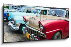 Obraz s hodinami 1D panorama - 120 x 50 cm F_AB36605384 - Havana, Cuba. Street scene with old cars. - Havana, Kuba. Pouliční scéna se starými vozy.