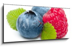 Obraz s hodinami 1D panorama - 120 x 50 cm F_AB60008014 - Raspberry and blueberry isolated on white background