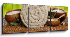 Obraz s hodinami 3D tdln - 150 x 50 cm F_BM70800084 - Spa background with rolled towel, bamboo and candlelight