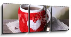 Obraz s hodinami 3D tdln - 150 x 50 cm F_BM71618914 - Cup of tasty hot tea, on wooden table, on light background