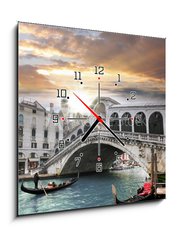 Obraz s hodinami 1D - 50 x 50 cm F_F136009860 - Venice, Rialto bridge and with gondola on Grand Canal, Italy