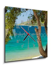 Obraz s hodinami 1D - 50 x 50 cm F_F15821221 - Pine tree on a beach - Borovice na pli