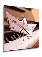 Obraz s hodinami 1D - 50 x 50 cm F_F26458857 - The piano and paper toy-ship