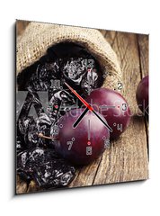 Obraz s hodinami 1D - 50 x 50 cm F_F70640969 - Prunes with plums in small sack - Slivky se vestkami v malm pytli