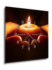 Obraz s hodinami 1D - 50 x 50 cm F_F72333685 - prayer - candle in hands