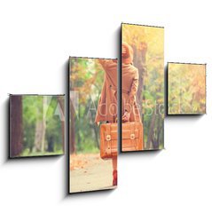 Obraz   Redhead girl with suitcase in the autumn park., 120 x 90 cm