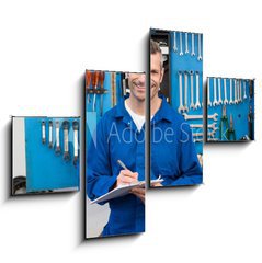 Obraz 4D tydln - 120 x 90 cm F_IB76802696 - Smiling mechanic looking at camera