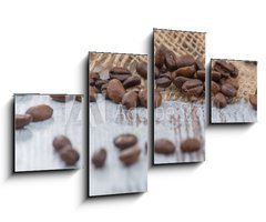 Obraz 4D tydln - 100 x 60 cm F_IS100905478 - Coffee beans lying on the table 