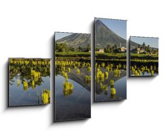 Obraz 4D tydln - 100 x 60 cm F_IS222228981 - Volcano in the early morning