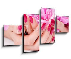 Obraz 4D tydln - 100 x 60 cm F_IS32839769 - Woman cupped hands with manicure holding a pink flower