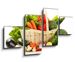 Obraz 4D tydln - 100 x 60 cm F_IS49405968 - raw vegetables in wicker basket isolated on white - surov zelenina v proutnm koi izolovanch na blm