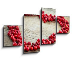 Obraz 4D tydln - 100 x 60 cm F_IS69731363 - heart shape of fresh berries - tvar srdce erstvch bobul