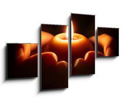 Obraz 4D tydln - 100 x 60 cm F_IS72333685 - prayer - candle in hands - modlitba